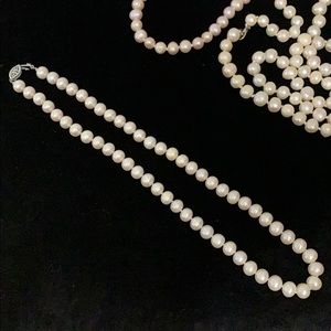 2/$75 - Cultured Pearl Necklace